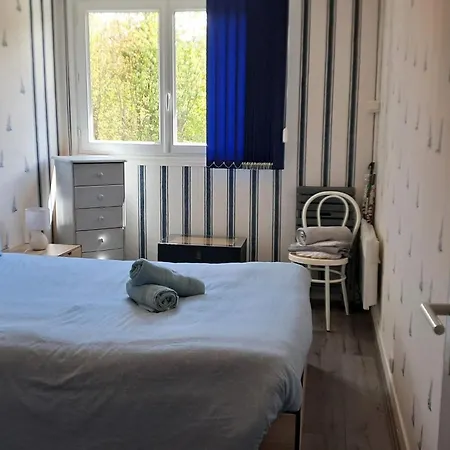 1 Bedroom - Near The Апартаменты Вилле-сюр-Мер