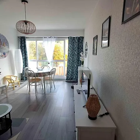 1 Bedroom - Near The Апартаменты