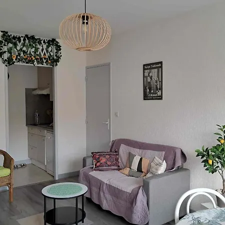 1 Bedroom - Near The Апартаменты Вилле-сюр-Мер